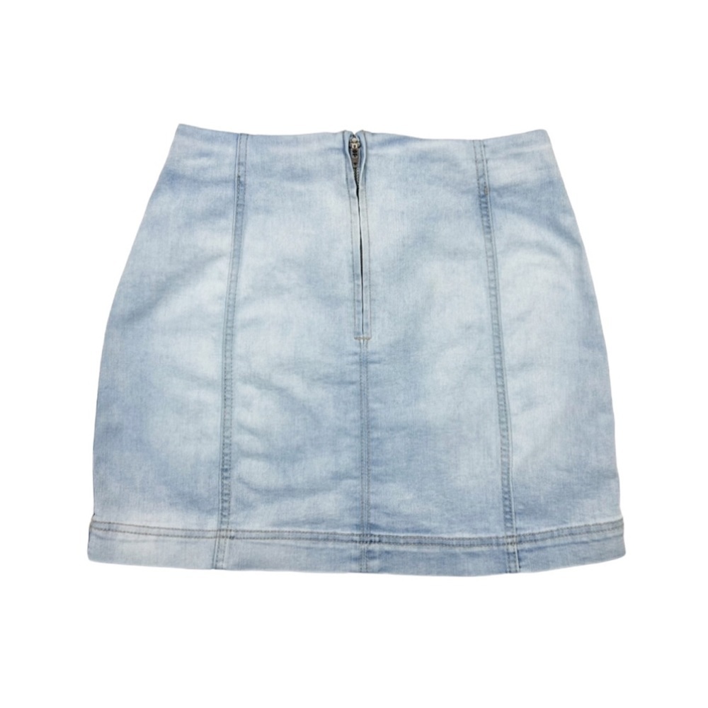 Wild Fable Short Stretchy Denim Jeans Skirt Size 6 - Picture 2 of 5